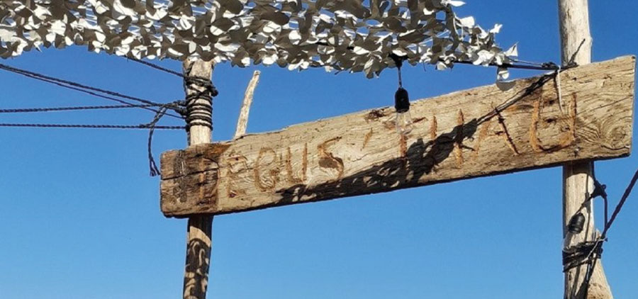 Photo de la devanture de dégus'thau. Mas de dégustation d'huitres en occitanie